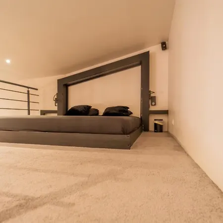 Bed & Breakfast Mezza 47 3*